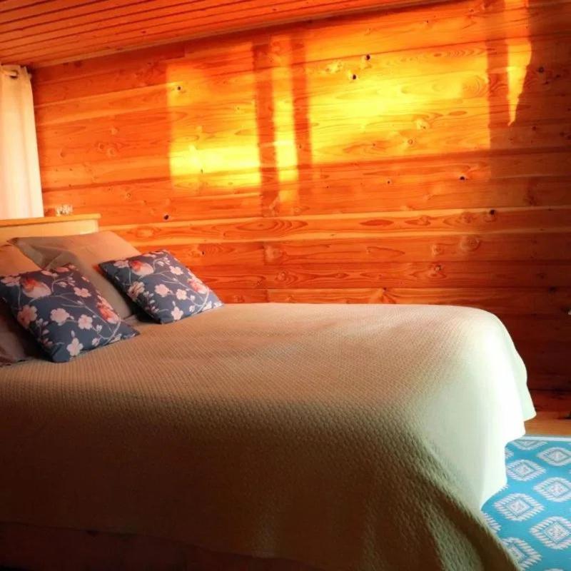 Gite Esprit Cabane Avec Spa Privatif Brassac  Bagian luar foto